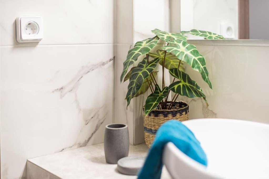 Apartment Luxurius In Megaro Mousikis Metro Station Athens