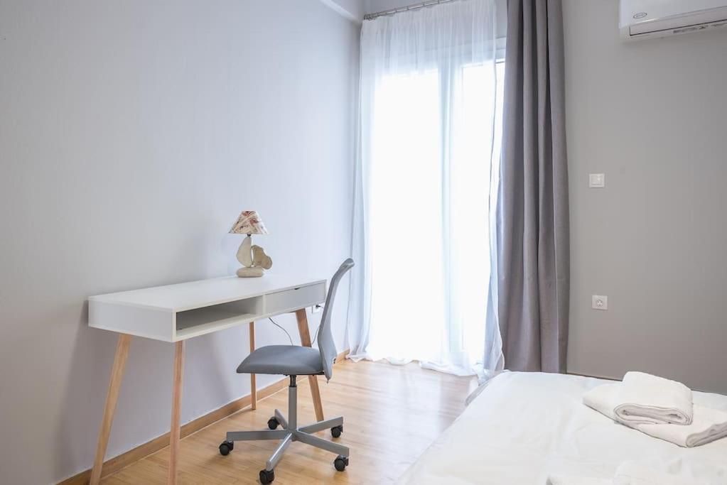 Luxurius In Megaro Mousikis Metro Station Apartment Athens
