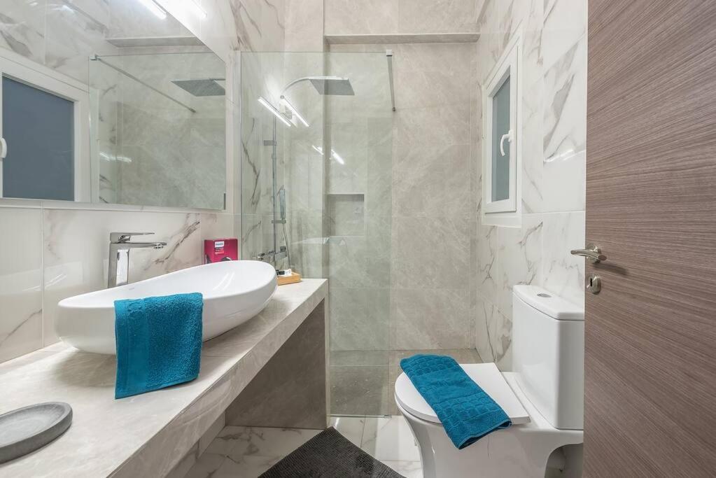 Apartment Luxurius In Megaro Mousikis Metro Station *