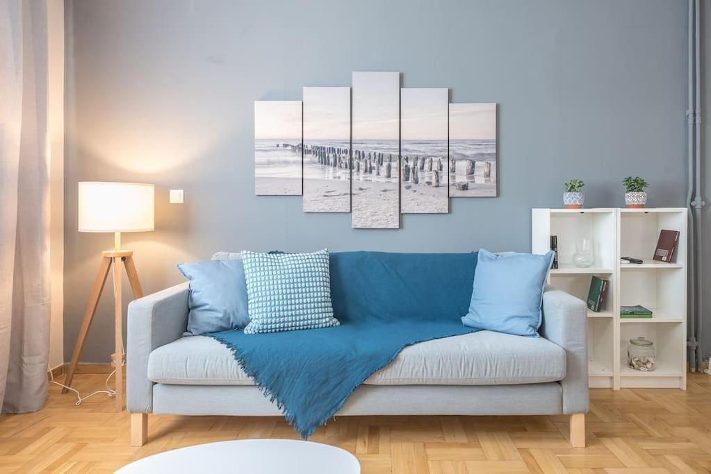 Luxurius In Megaro Mousikis Metro Station Apartment Athens